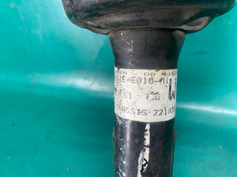 Амортизатор задний правый PRELUDE 88-91 Амортизатор задний правый PRELUDE 88-91