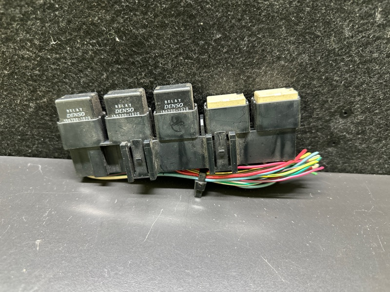 Реле SUBARU LEGACY 09-15 BM 25232AA100 Б/У