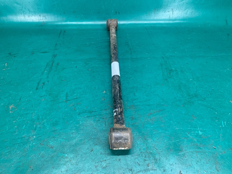 Рычаг задней подвески поперечный нижний задний левый COROLLA E100 91-95