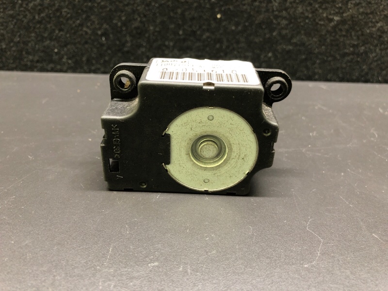 Моторчик заслонки печки LEAF 10-17