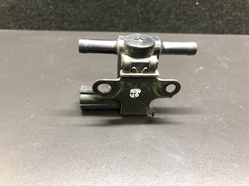 Клапан электромагнитный (вакуумный) HONDA CIVIC ES 00-05 EM2 1.7 D17A1