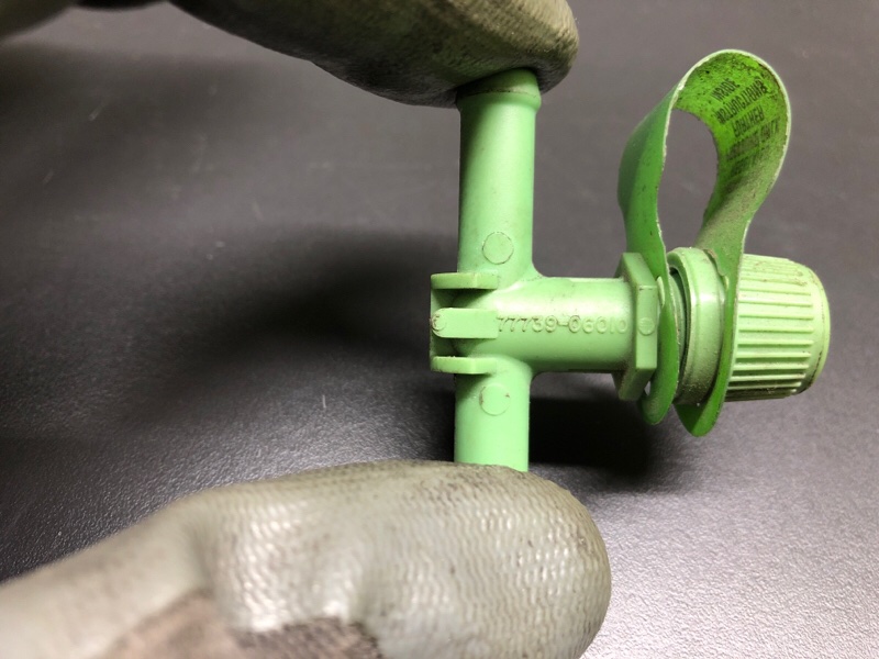 Клапан абсорбера TOYOTA CAMRY 30 02-06