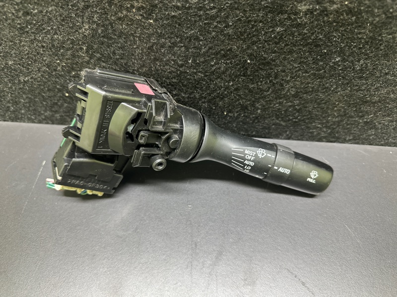 Подрулевой переключатель правый LS460 06-12 Подрулевой переключатель правый LS460 06-12