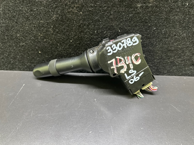 Подрулевой переключатель правый LS460 06-12 Подрулевой переключатель правый LS460 06-12