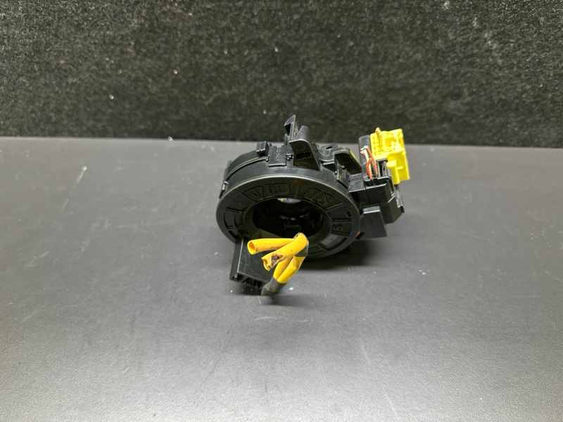 Шлейф Airbag LS460 06-12 Шлейф Airbag LS460 06-12