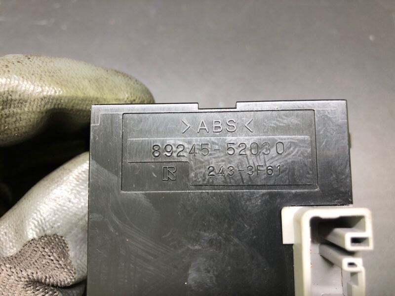 Датчик угла поворота руля LS460 06-12 Датчик угла поворота руля LS460 06-12