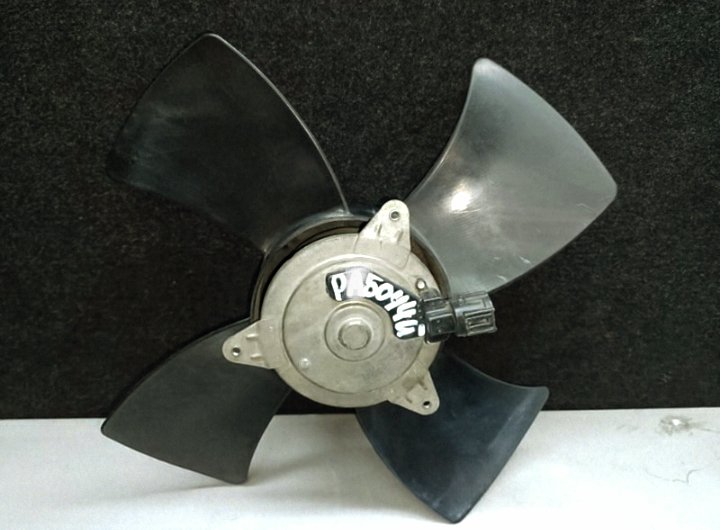 Вентилятор основного радиатора NISSAN TEANA J31 03-07 21486-CA010 Б/У