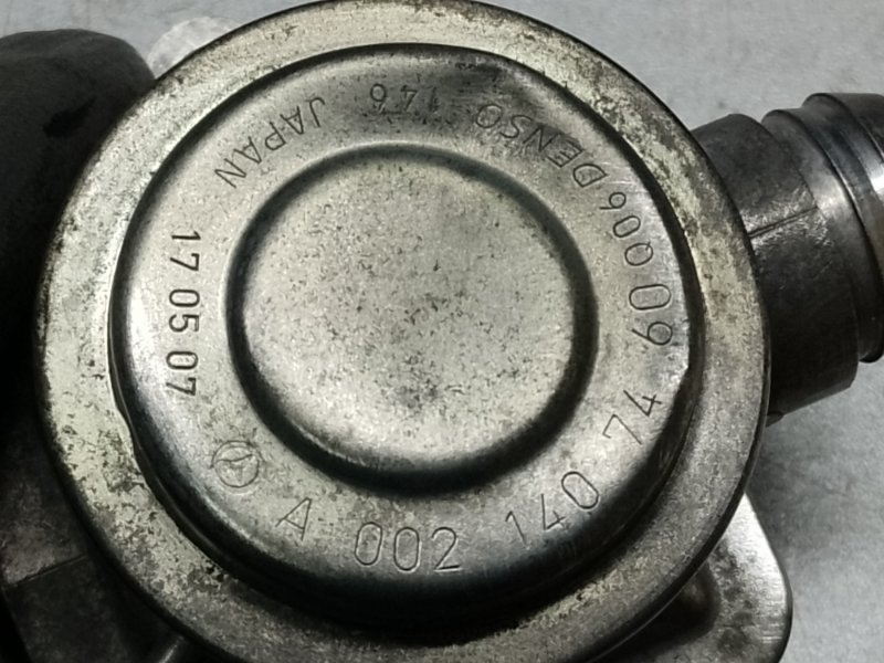 Клапан EGR левый E-CLASS W211 02-09 2007 W211 M272964 3.5 Клапан EGR левый E-CLASS W211 02-09 2007 W211 M272964 3.5