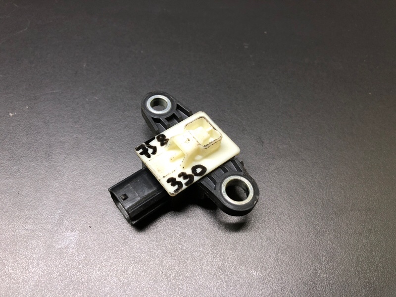 Датчик удара ALTIMA L33 12-18