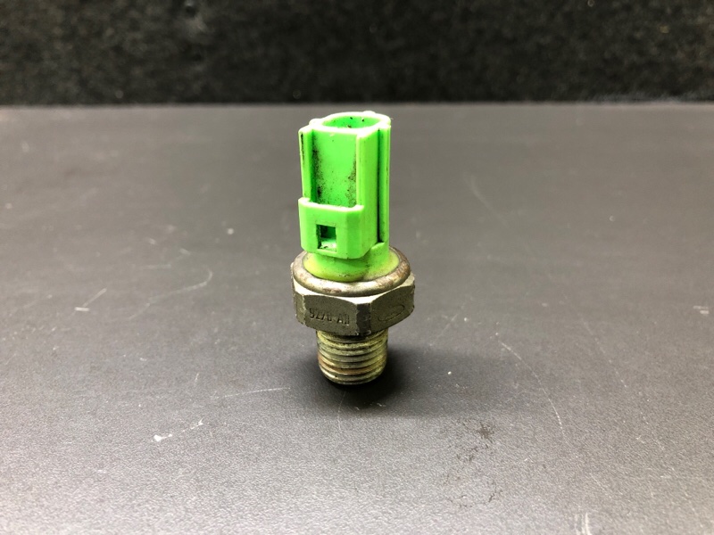 Датчик давления масла ДВС FORD ESCAPE 12-19 BE8Z-9278-A Б/У