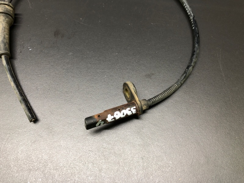 Датчик ABS передний левый LEAF 10-17 Датчик ABS передний левый LEAF 10-17