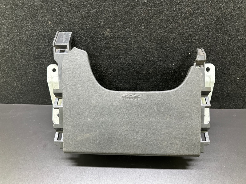 Подушка безопасности в колени левая MITSUBISHI MIRAGE 13- 2013 1.2 3A92 7030A242XB Б/У