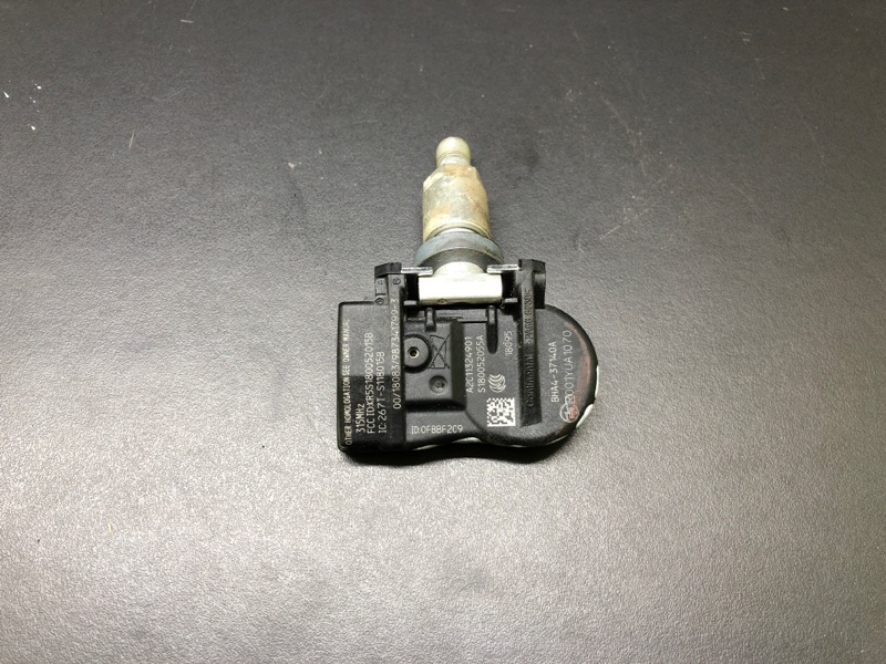 Датчик давления в шинах MAZDA CX-5 (KF) 16-21 BHA4-37-140A Б/У