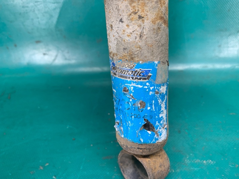 Амортизатор задний правый E2200 E-SERIES 86-04 Амортизатор задний правый E2200 E-SERIES 86-04