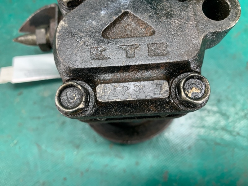 Насос ГУР GALANT 87-93