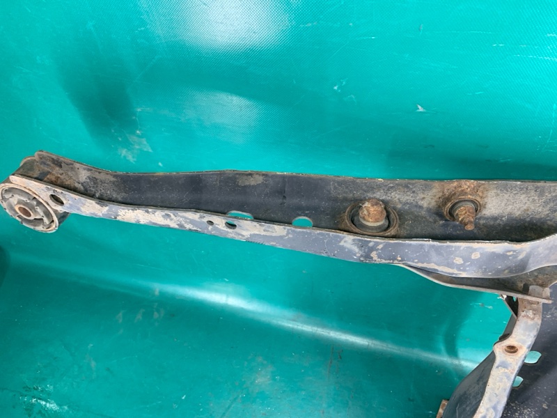 Кронштейн редуктора FORESTER SG 02-07