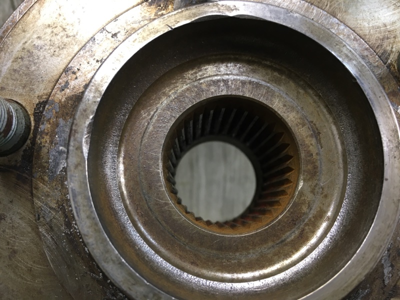 Кулак поворотный передний правый EDGE 06-14 2010 T35PDED Кулак поворотный передний правый EDGE 06-14 2010 T35PDED