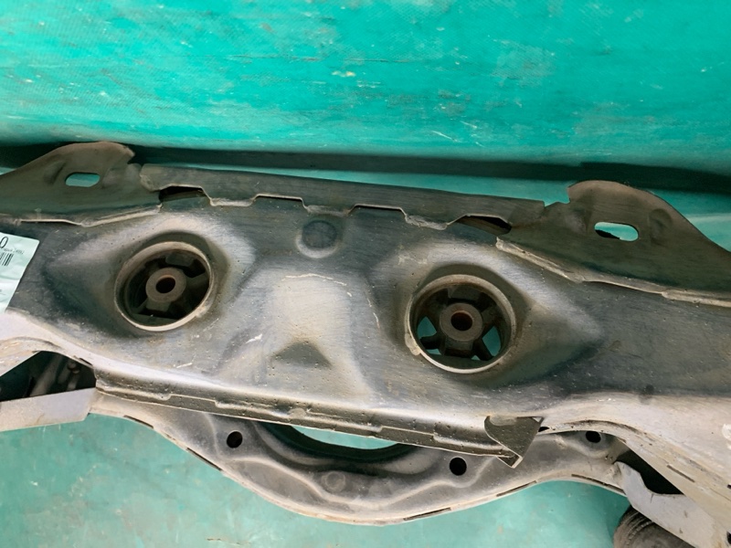 Балка задней подвески CX-9 06-16