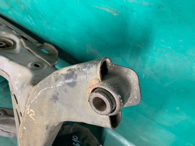 Балка задней подвески CX-9 06-16