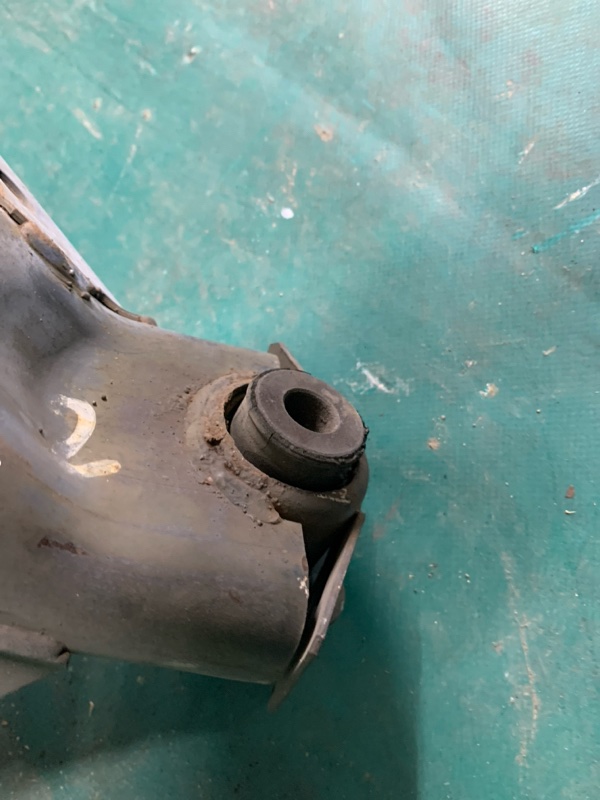 Балка задней подвески CX-9 06-16