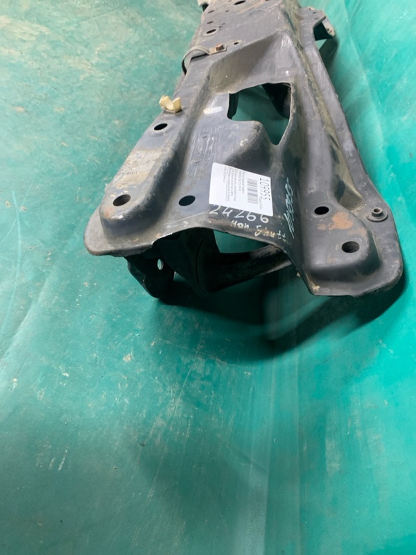 Балка передней подвески SHUTTLE 95-99