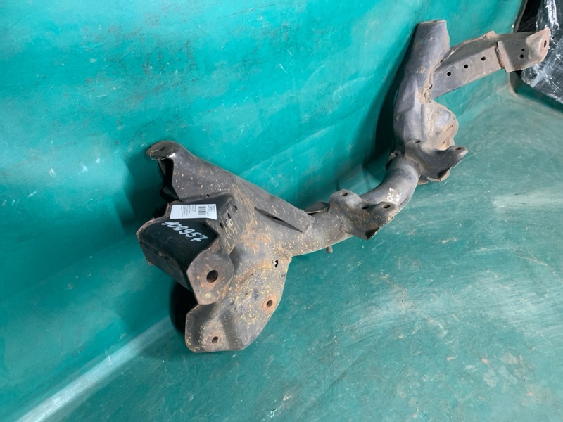 Балка передней подвески MITSUBISHI COLT 92-02 Балка передней подвески MITSUBISHI COLT 92-02