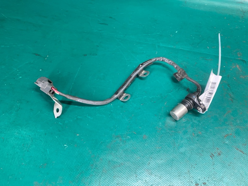 Датчик положения коленвала TOYOTA CAMRY 40 06-11 90080-19024 Б/У