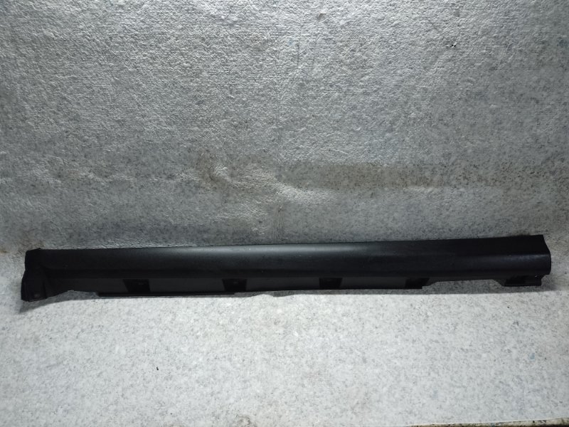 Накладка порога наружная левая FORD FOCUS 10-18 CP9Z-5810177-B Б/У