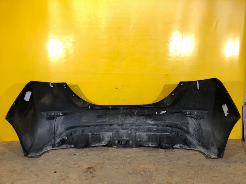 Бампер задний LEAF 18-