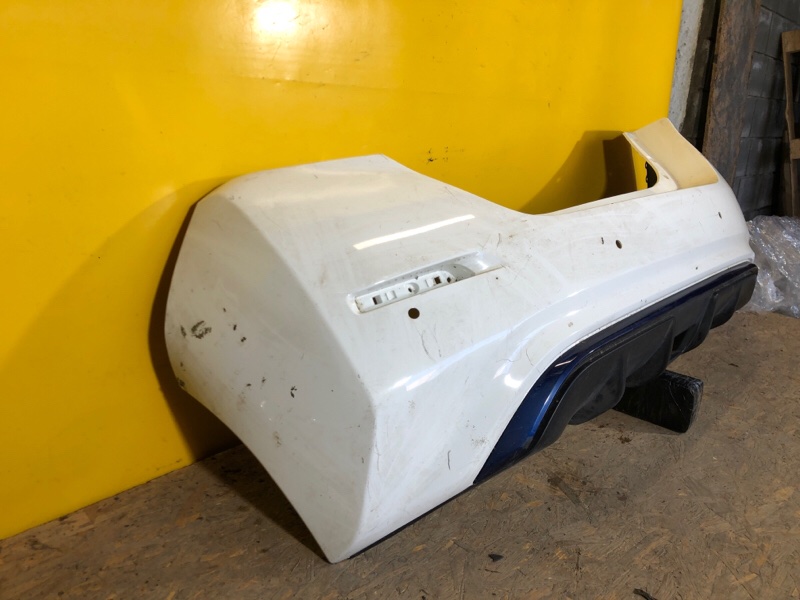 Бампер задний LEAF 18-