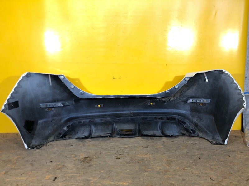 Бампер задний LEAF 18-