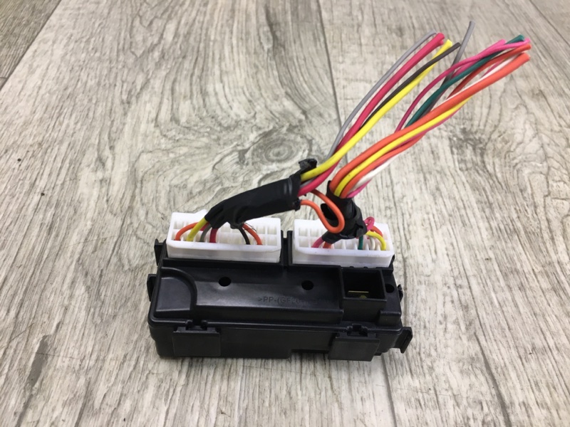 Блок предохранителей моторный отсек ELANTRA MD 10-15 MD