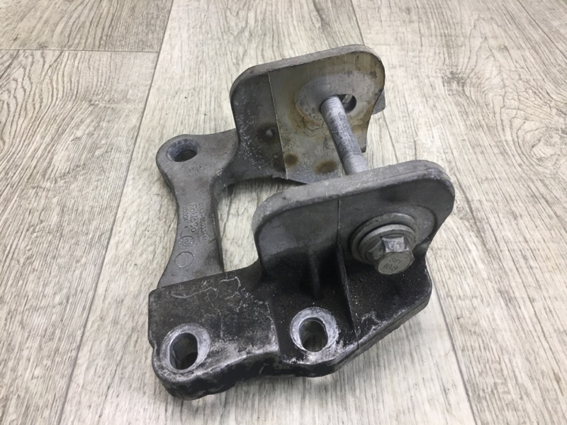 Кронштейн КПП EDGE 06-14 2010 T35PDED