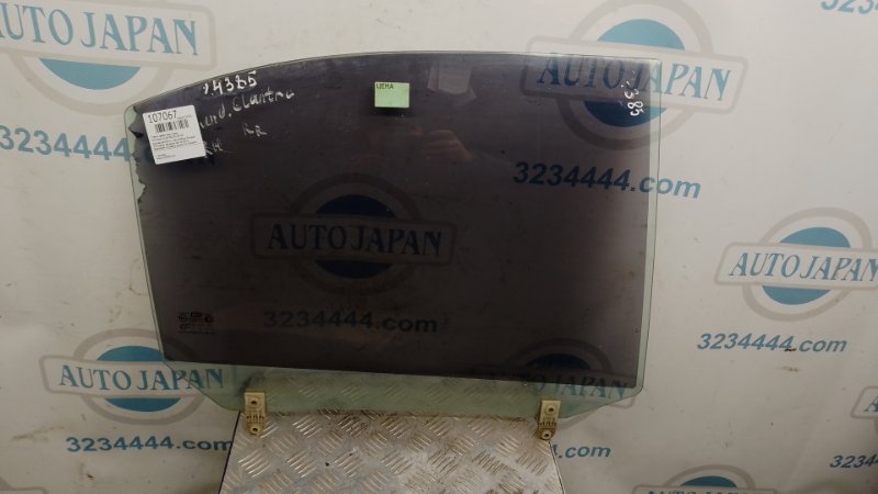 Стекло двери заднее правое HYUNDAI ELANTRA XD 00-06 83420-2D010 Б/У