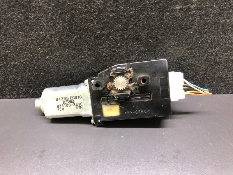 Запчасть моторчик люка INFINITI M35/M45 04-10 91295-EG010 Б/У Моторчик люка INFINITI M35/M45 04-10 91295-EG010 Б/У