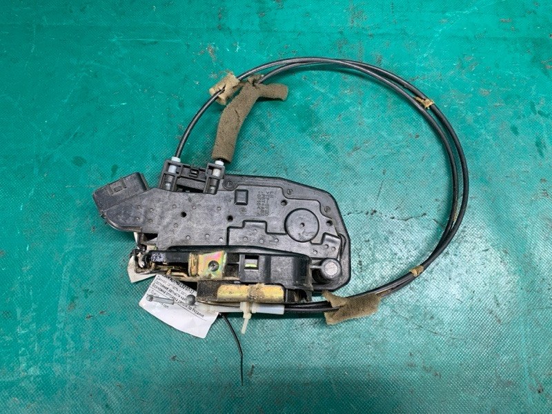 Замок двери задний левый NISSAN ALTIMA L32 07-12 82501-ZX60A Б/У