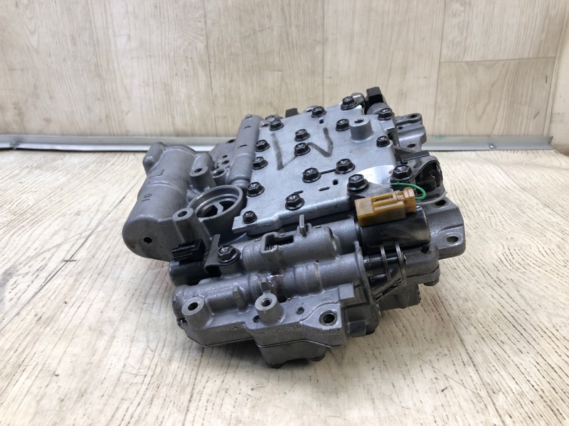 Гидроблок АКПП MATRIX 08-14 2008 Хэтчбек 1.8 2ZRFE