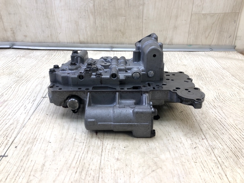 Гидроблок АКПП MATRIX 08-14 2008 Хэтчбек 1.8 2ZRFE