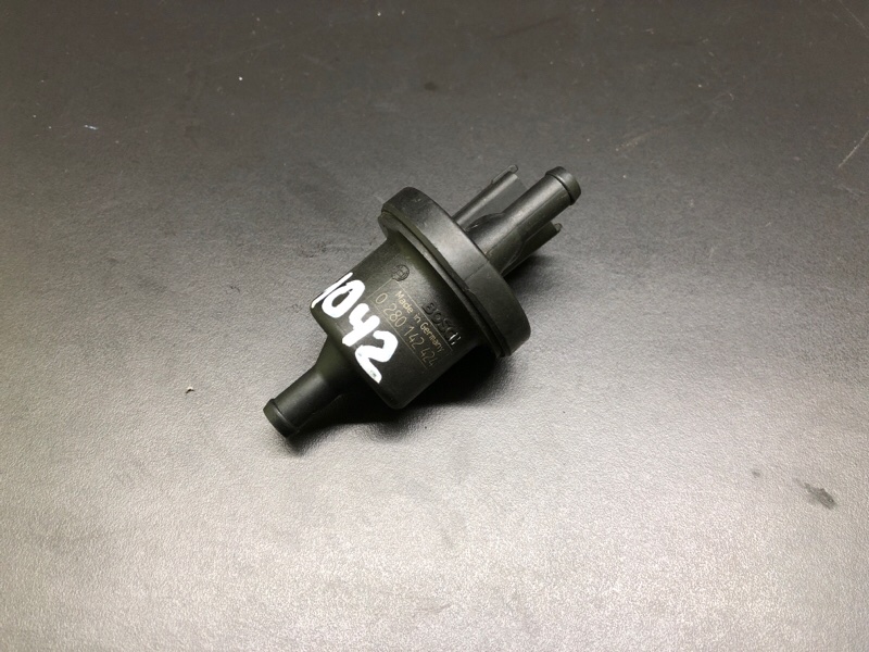 Клапан вентиляции топливного бака MAZDA 5 CR 05-10 L3P5-20-360 Б/У