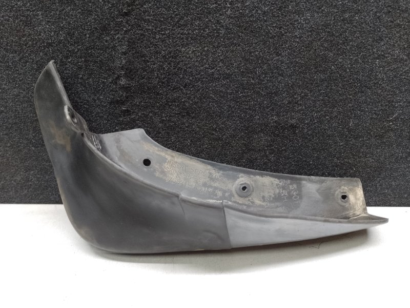 Брызговик передний правый LEXUS RX300 98-03 2001 3.0 1MZFE 76621-48010-C2 Б/У