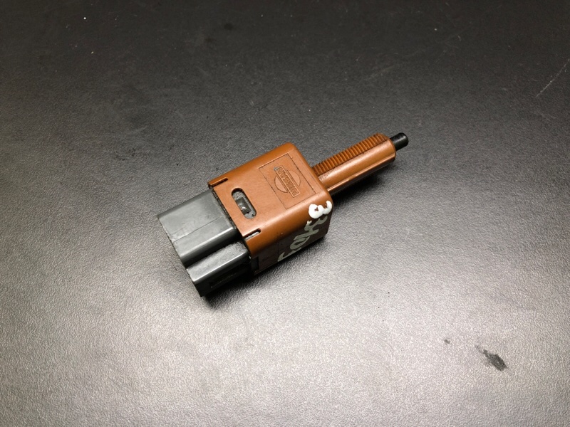 Датчик положения педали тормоза NISSAN TEANA J32 08-14 25320-JN00A Б/У