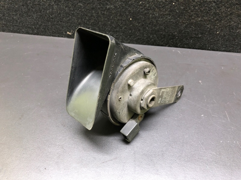 Сигнал TOYOTA CAMRY 40 06-11