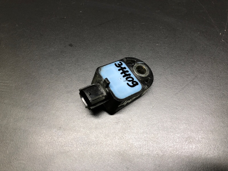 Датчик удара CAMRY 40 06-11 Датчик удара CAMRY 40 06-11