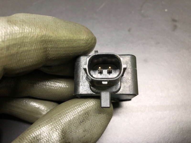 Датчик удара TOYOTA CAMRY 40 06-11 Датчик удара TOYOTA CAMRY 40 06-11