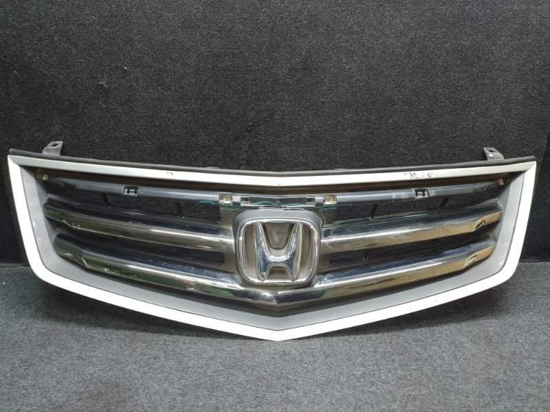Решетка радиатора HONDA ACCORD CU8 / TSX 08-14 71121-TL0-G01 Б/У
