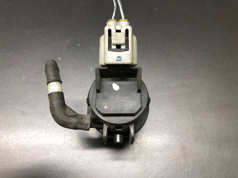 Насос омывателя стекла MAZDA CX-7 06-12 Насос омывателя стекла MAZDA CX-7 06-12