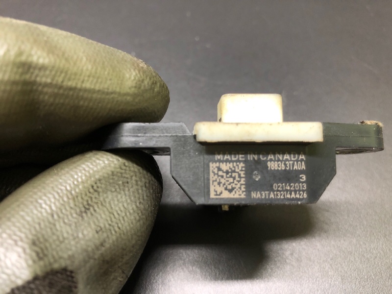 Датчик удара SENTRA B17 12-21 2013 1.8 MRA8DE