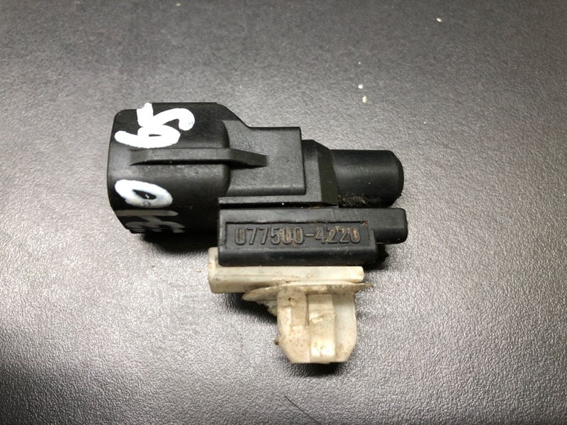 Датчик температуры наружного воздуха OUTLANDER XL 05-13