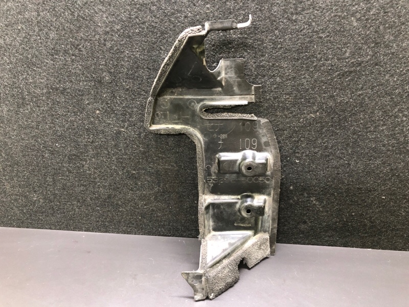 Дефлектор радиатора левый LS460 06-12 2007 XF40 4.6 1UR-FSE