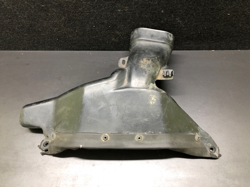 Воздухозаборник TOYOTA CAMRY 30 02-06 17750-20110 Б/У